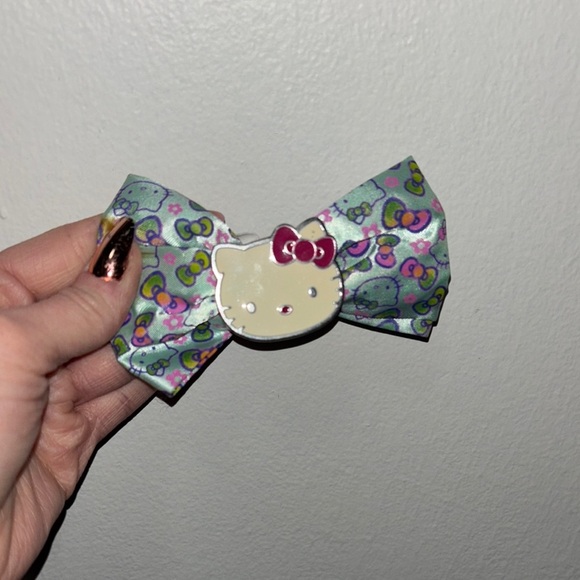 VtGHello Kitty Kids Hair Bow - Multicolor - Picture 2 of 5